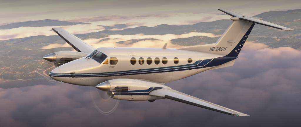 Carenado B200 en vol au-dessus des nuages dans Microsoft Flight Simulator 2024