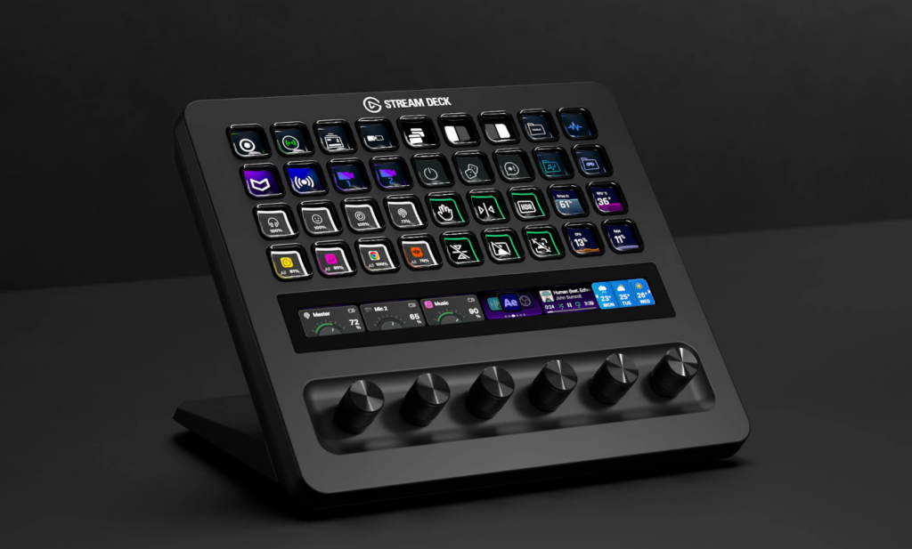 Gros plan des touches programmables Elgato Stream Deck XL utilisées pour le système de commande du cockpit Flight Panels X-Plane